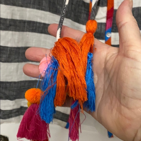 Embroidered tunic - Picture 5 of 10